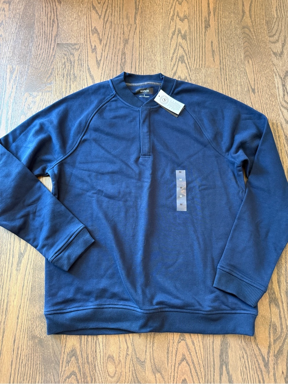 NWT Alfani Men’s Blue Navy Crewneck sweatshirt Sweater size medium